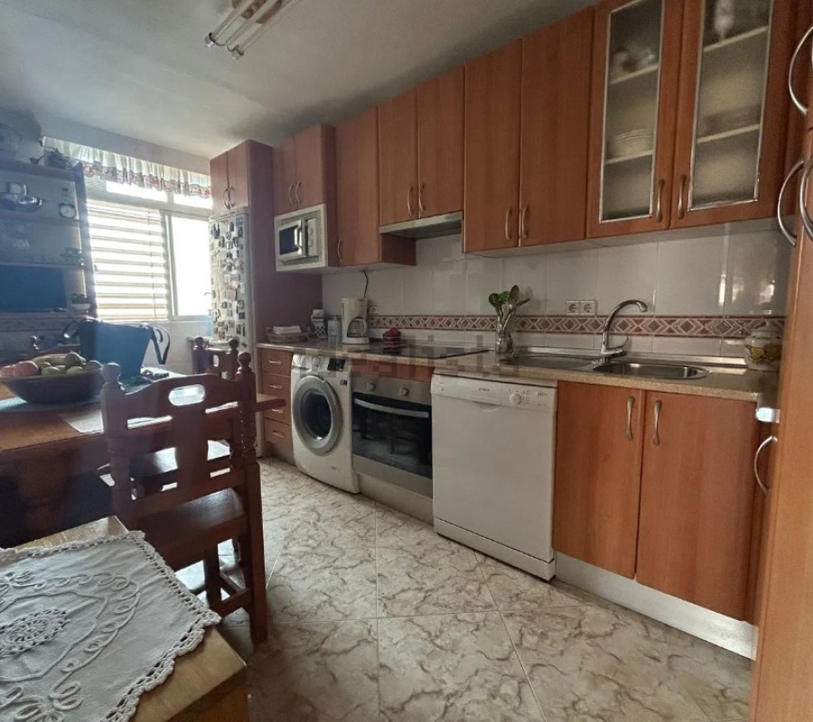 Málaga, Andalucía, 3 Habitaciones Habitaciones,1 BañoBathrooms,Piso,Comprar,1001